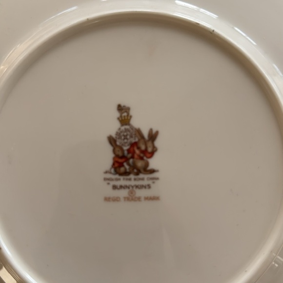 Royal Doulton Bone China Bunnykins "Rocket Launch Baby Plate - Picture 3 of 4